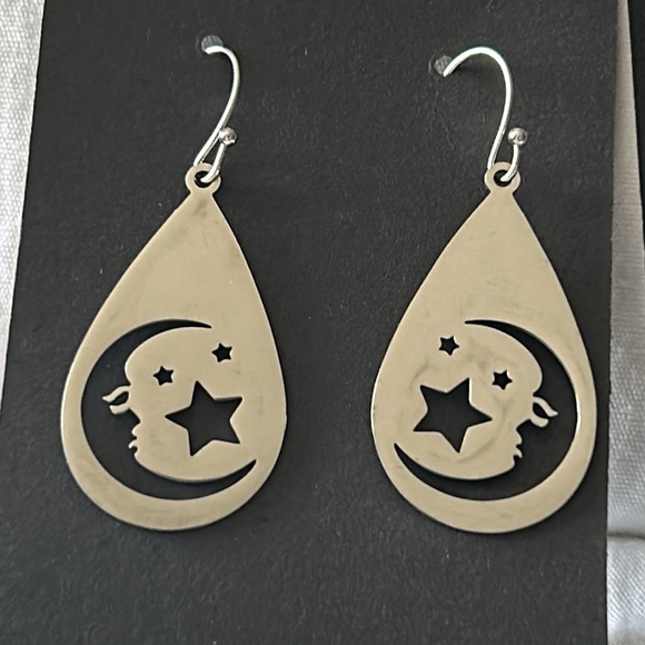Moon earrings - Picture 2 of 5